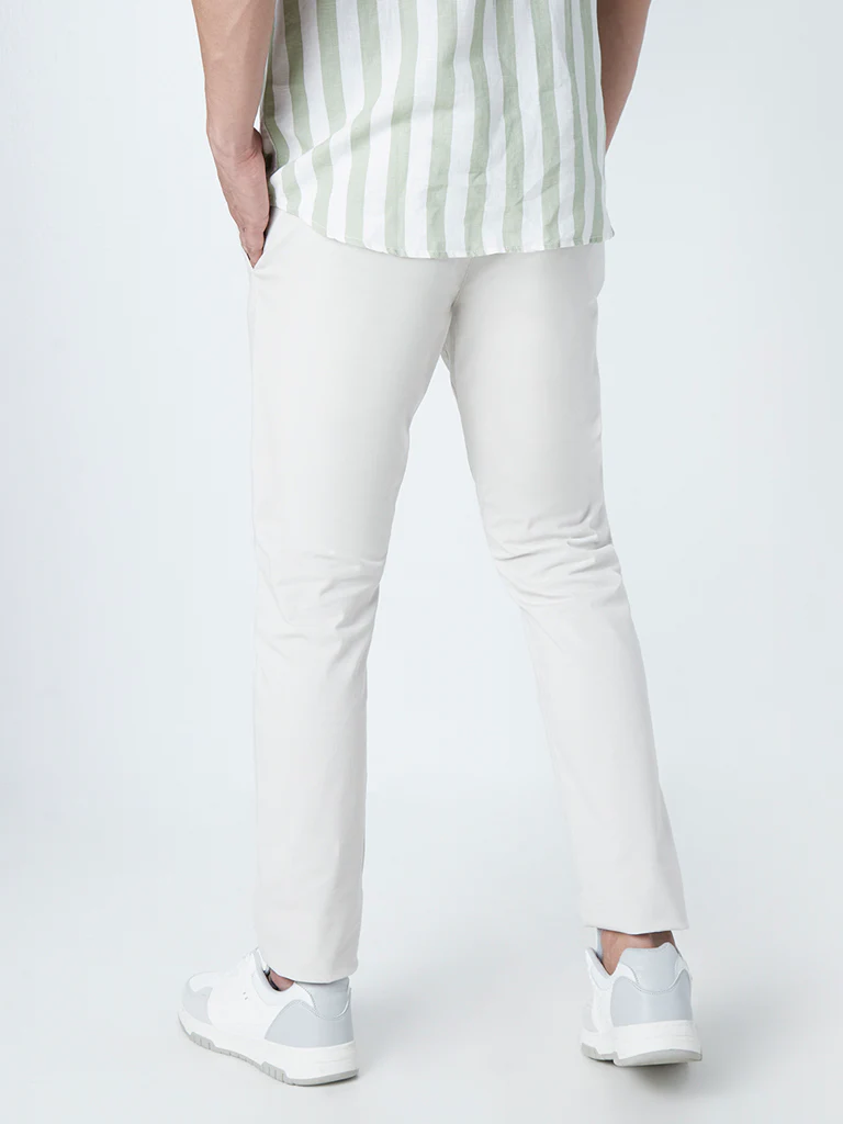 WES Casuals Off-White Cotton-Blend Slim-Fit Mid-Rise Chinos - Image 5