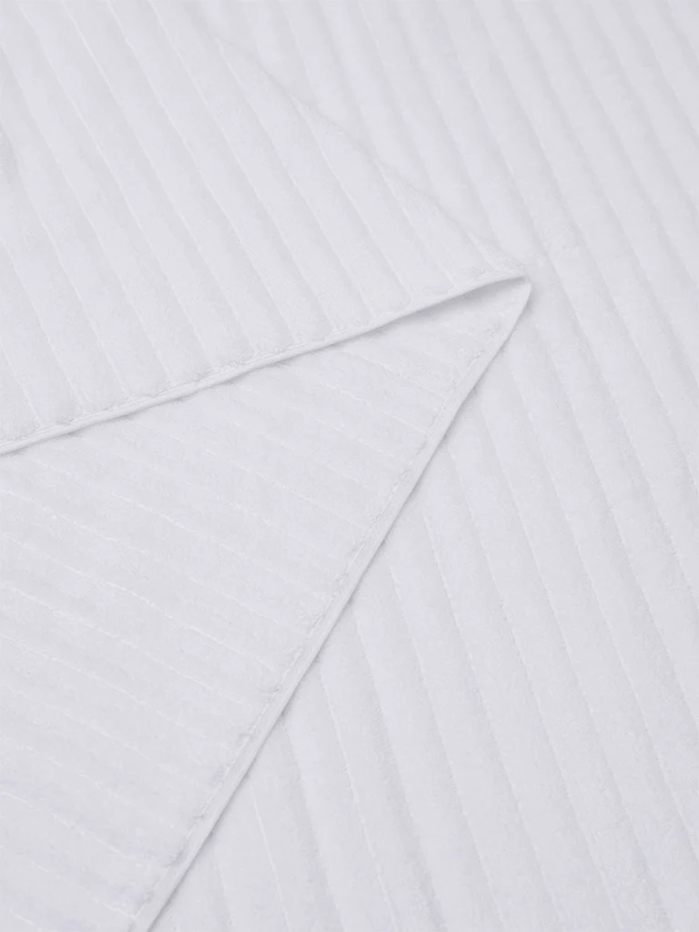 Westside Home White Self-Striped Luxe Bath Towel - Image 3